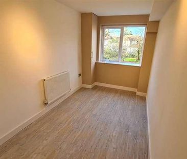 Stonegrove, Edgware, HA8 - Photo 4