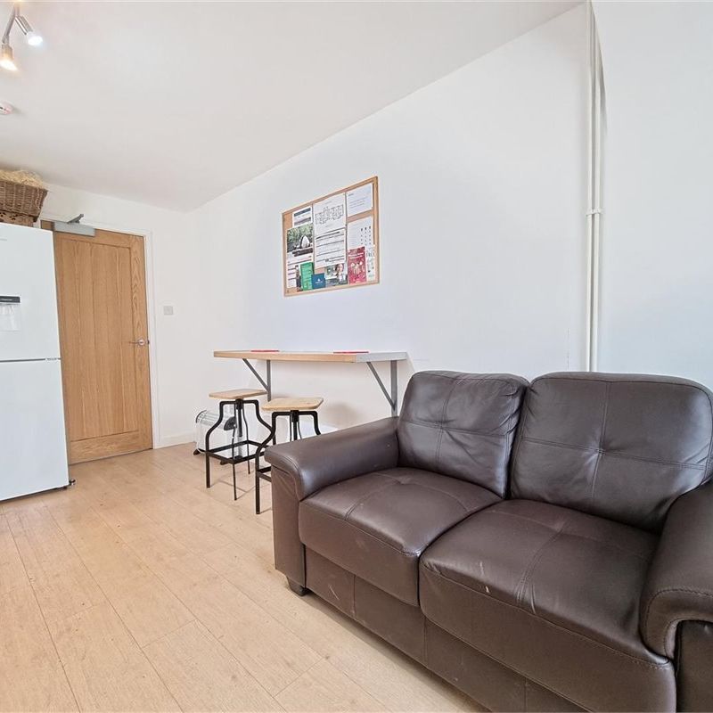 Room 2, Radegund Road, Cambridge - Photo 1