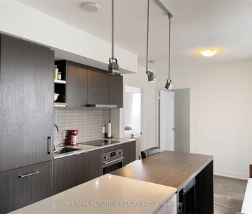 88 Harbour Street condo — Toronto, ON (3-Bedroom) - 3 Bedroom - Photo 4