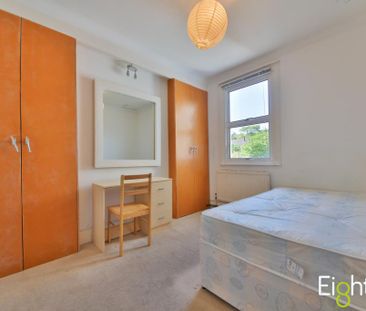 4 bedroom maisonette to rent - Photo 1