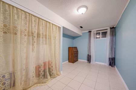 For Lease - 98 Rakewood Crescent Unit# Bsmt, Toronto, Ontario - Photo 3