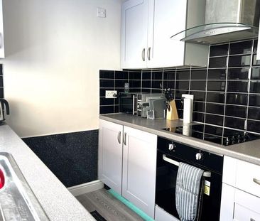 1 bedroom in a house share to rent - Photo 6