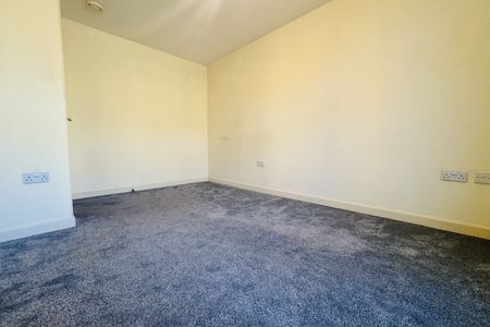 Leeds Road - Photo 3