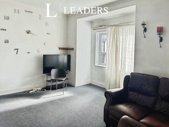 2 bedroom apartment to rent St. Helens Road, SS0 - Photo 1