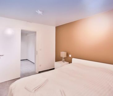 Appartement - à louer - 1000 BRUXELLES 1 300 € - Photo 2