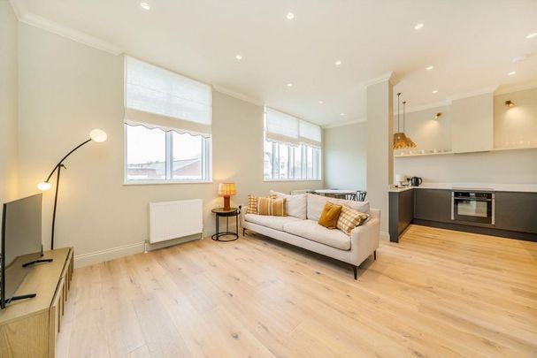 2 bedroom flat to rent - Photo 1