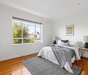 4/18 King Street, Elsternwick. - Photo 5