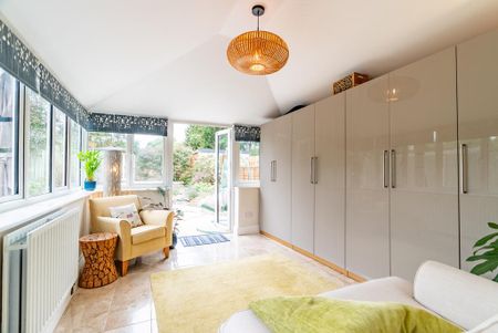 3 bedroom semi-detached house to rent - Photo 2