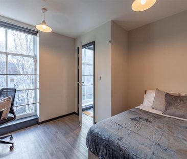 1 bedroom in a flat share to rent - Photo 6