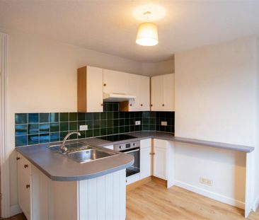 Burton End, Haverhill - Photo 2