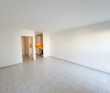 Location Appartement 2 pièces 43m² CANNES 06400 - Photo 4