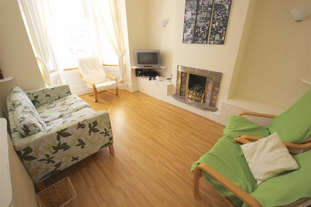 Darlington Road, Southsea - Photo 1