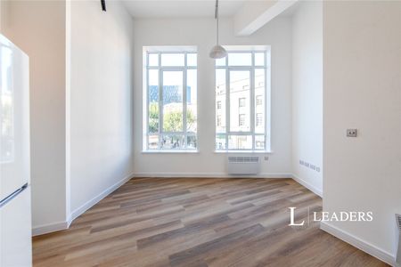 2 bedroom apartment to rent Commercial Road, Portsmouth, Hampshire, PO1 - Photo 4