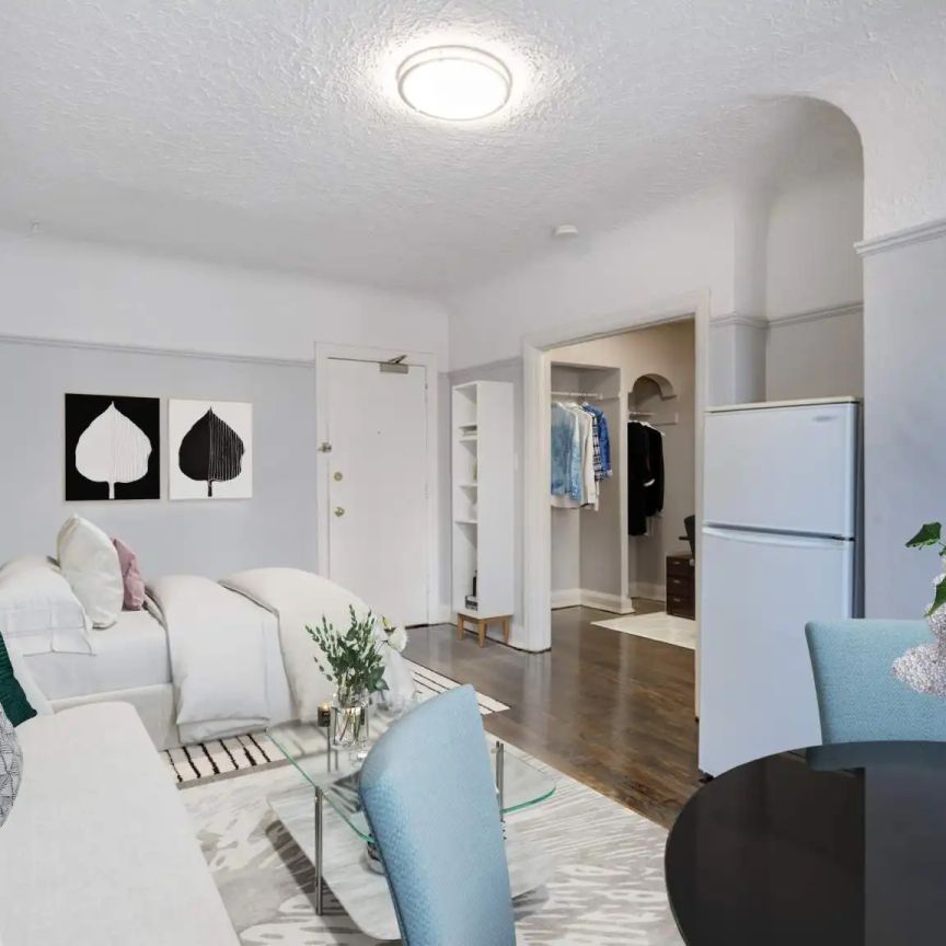 1554, 1560, 1570 & 1574 Bathurst St. — Bachelor - Photo 1
