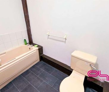 Morris Green Lane, Bolton, BL3 - Photo 1