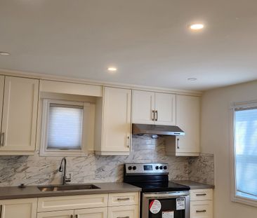 For Lease - 126 Olive Avenue, Toronto, Ontario - Photo 6