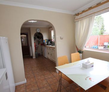 3 bedroom semi-detached house to rent - Photo 6