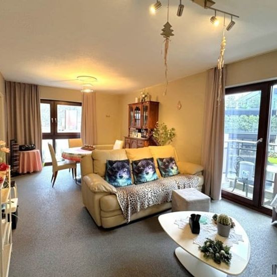 Appartement te huur - Photo 1