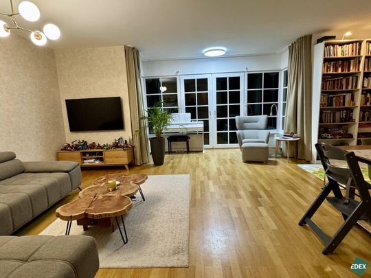 Großer Eigengarten: 4-Zimmer-Wohnung mit Saunahäuschen - Photo 1