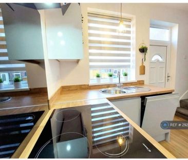 3 bedroom terraced house to rent - Photo 6