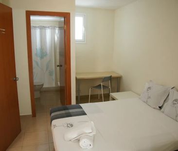 Carrer de Ferran, Barcelona, Catalonia 08002 - Photo 5