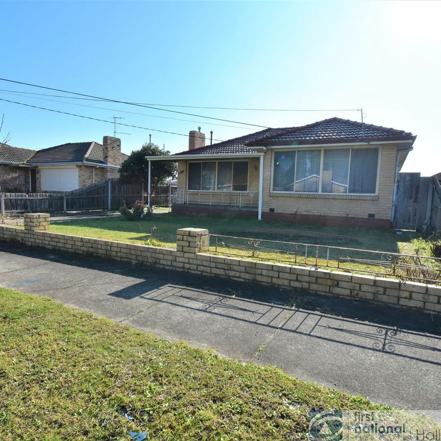 34 Emerald Drive, Springvale - Photo 1