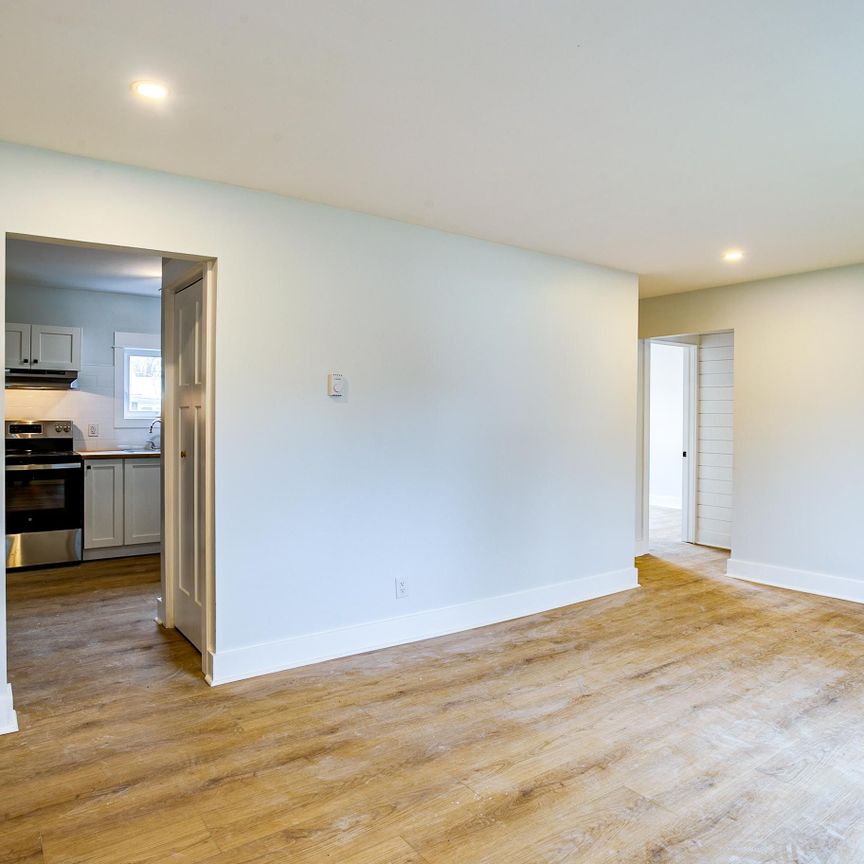 For Lease - 316 Elmwood Avenue Unit# 2, Fort Erie, Ontario - Photo 1