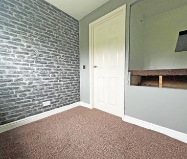 3 bedroom Terraced House to rent - Photo 6