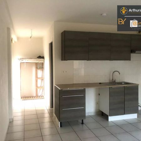 Location Appartement 2 pièces 47 m2 à Saint-Didier - Photo 3