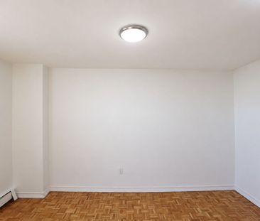 For Lease - 41 Garfella Drive Unit# 702, Toronto, Ontario - Photo 1