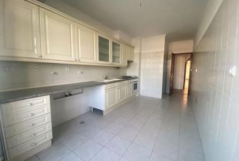 Apartamento T4 em Lisboa
