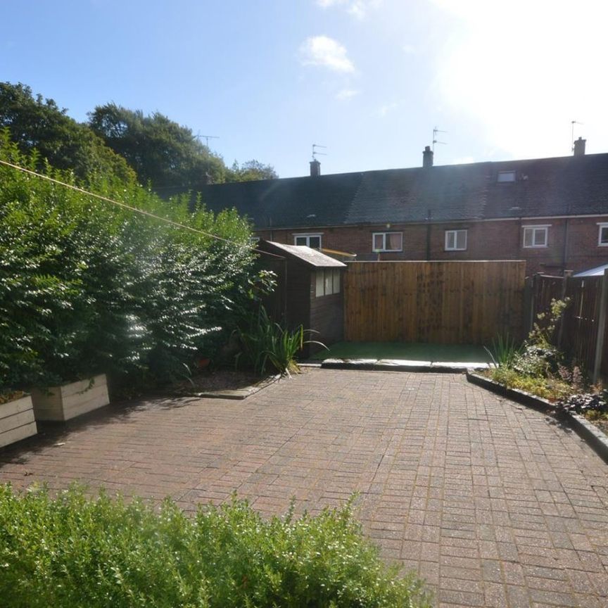 Maxwell Place, Hartshill - Photo 1