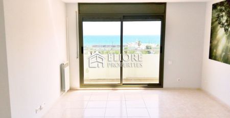 Piso con magnificas vistas al mar a solo 2 min de la playa! - Photo 2