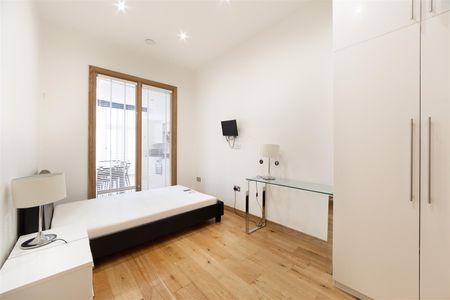 2 bed apartment to rent in Grainger Street, City Centre, NE1 - Photo 5