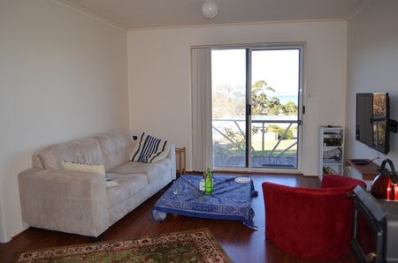 1/10 Opal Drive, Blackmans Bay, TAS 7052 - Photo 5