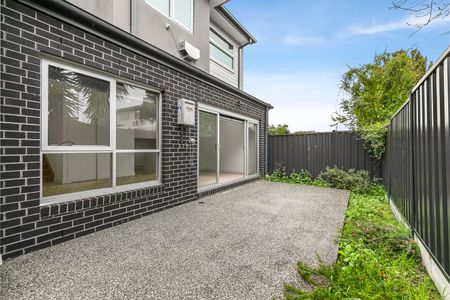 3/522 Buckley Street, Keilor East VIC 3033 - Photo 5