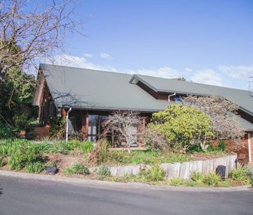 Lovely Family home on Northgate Way - Photo 1