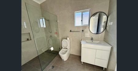 Charming Renovated Family Home in Morts Estate - Photo 4