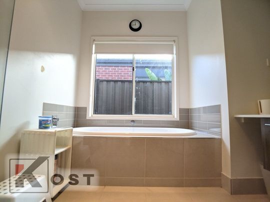 Point Cook - Photo 1