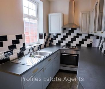 3 bedroom terraced house to rent - Photo 5