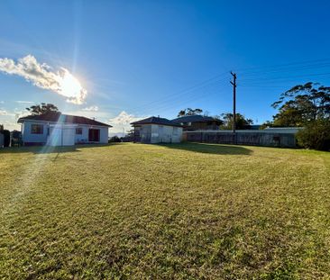 Tidy 3 Bedroom 1 Bathroom Cottage - Polished Floorboards - Great Ya... - Photo 3