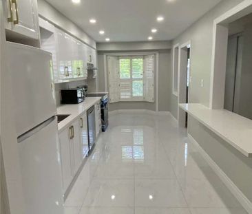 For Lease - 1593 Parish Lane, Oakville, Ontario - Photo 2