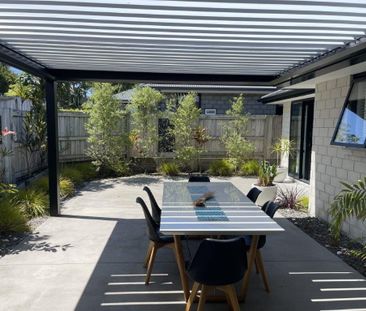 Executive Four Bedrooms in Papamoa - Papamoa - Photo 5