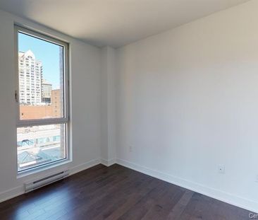 Condo for rent, Montréal (Ville-Marie) - Photo 1