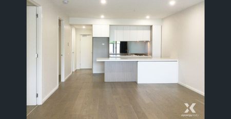 Contemporary Living in The Riverside - Photo 3