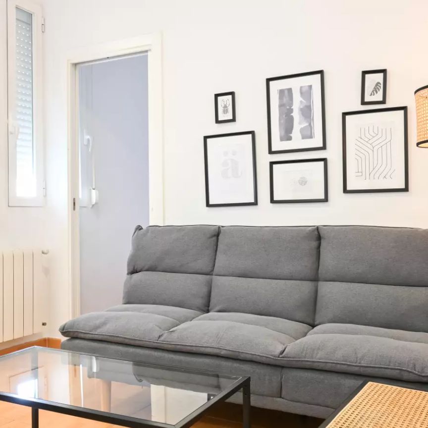 1-bedroom apartment for rent in Delicias, bills included - Foto 1