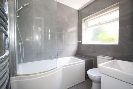 Alwyne Court, Woking - Photo 5
