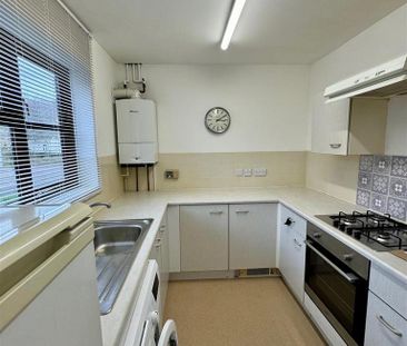 2 bedroom terraced house to rent - Photo 6
