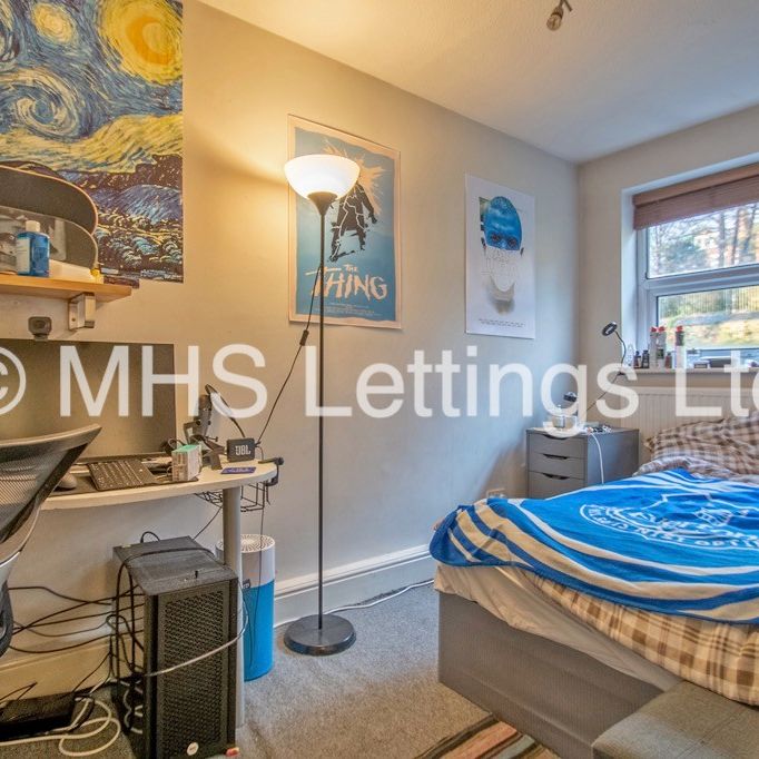 26 Hyde Park Close, Leeds, LS6 1SF - Photo 1