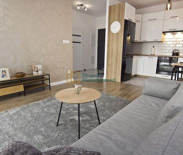 Umeblowane, 2 pokoje, miejsce parkingowe, balkon ! - Photo 1